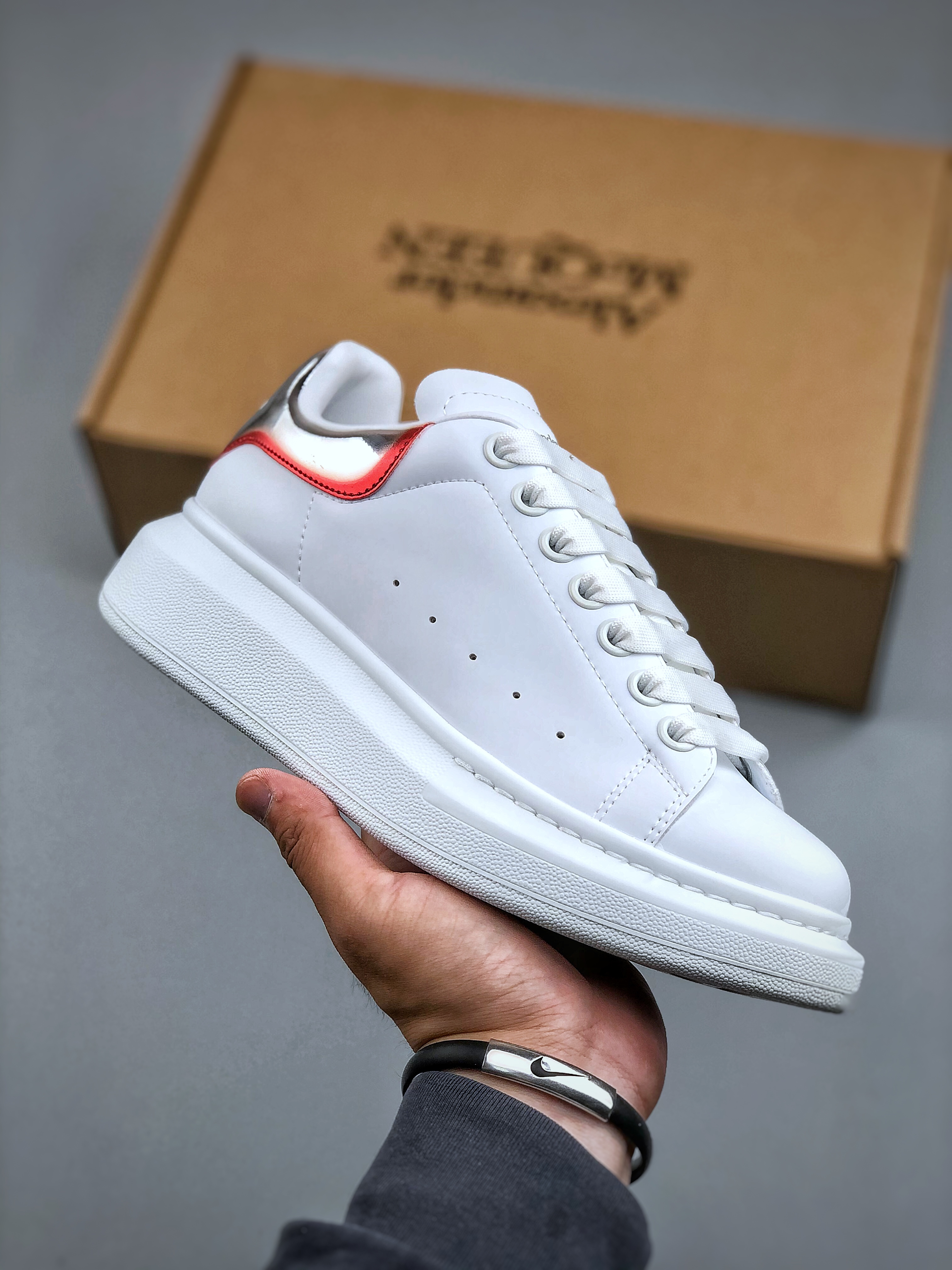 sneaker